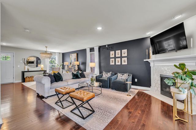 7184 Castell Boulevard, Van Buren Twp, MI 48111