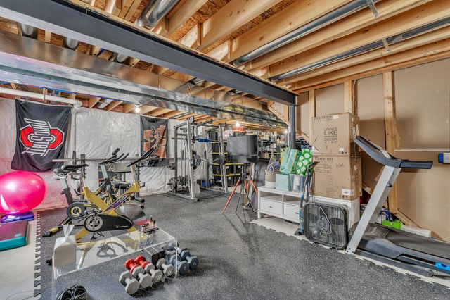 7184 Castell Boulevard, Van Buren Twp, MI 48111