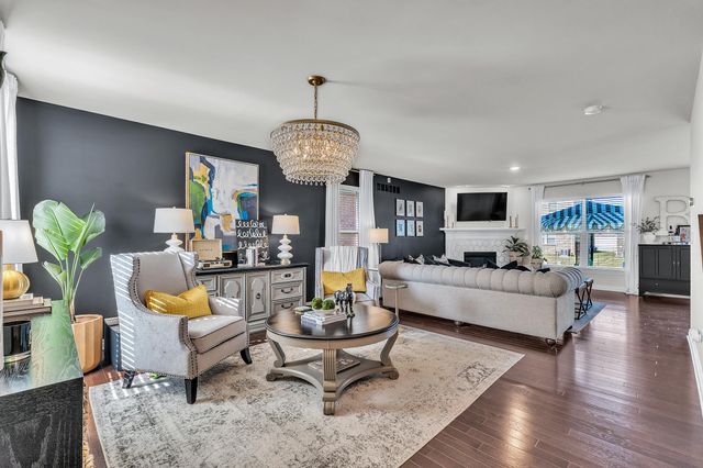 7184 Castell Boulevard, Van Buren Twp, MI 48111