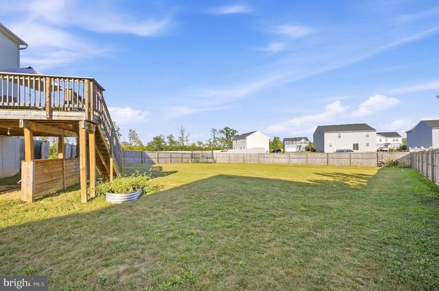 348 CHANDLERS GLEN DR, Bunker Hill, WV 25413
