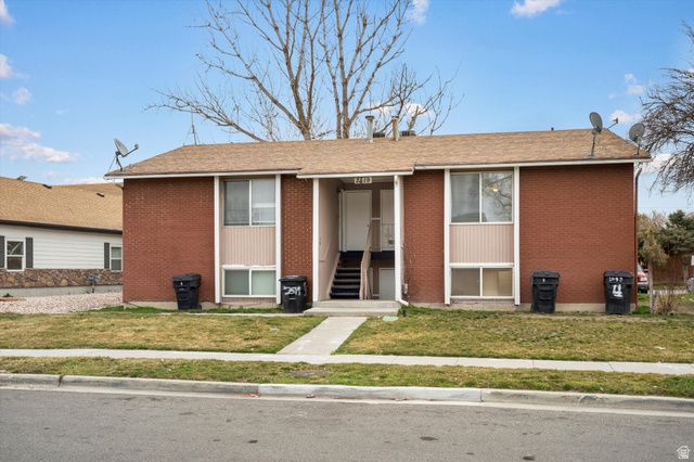 2519 S PARKCREST DR, West Valley City, UT 84119