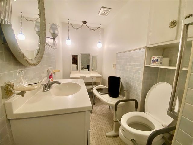 6875 Nash Road, Wheatfield, NY 14120