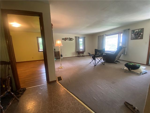 6875 Nash Road, Wheatfield, NY 14120