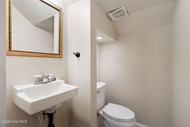 114 N 16th Street, Wilmington, NC 28401