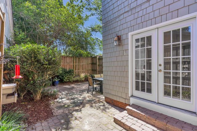 114 N 16th Street, Wilmington, NC 28401