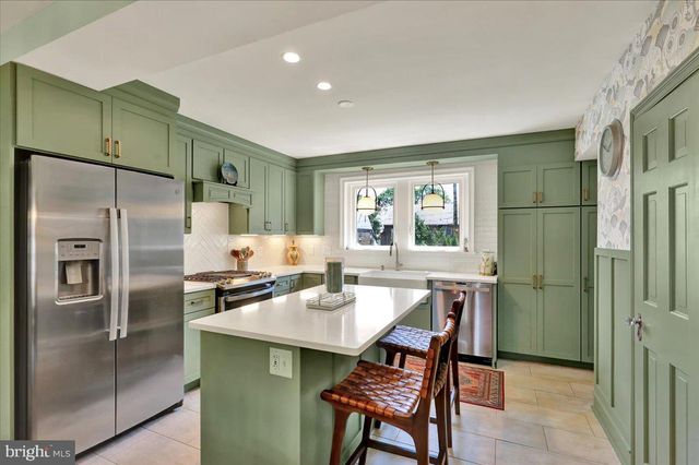 830 GRANDVIEW BLVD, Lancaster, PA 17601