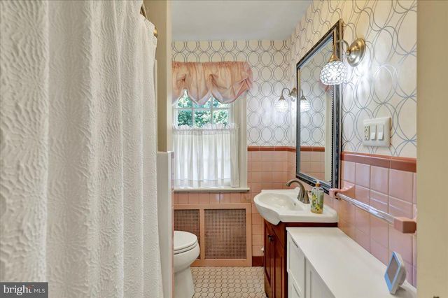 830 GRANDVIEW BLVD, Lancaster, PA 17601