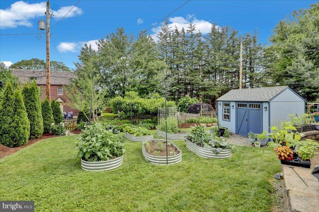 830 GRANDVIEW BLVD, Lancaster, PA 17601