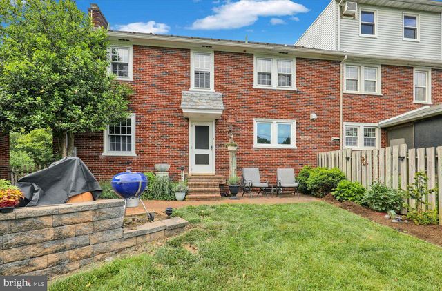 830 GRANDVIEW BLVD, Lancaster, PA 17601