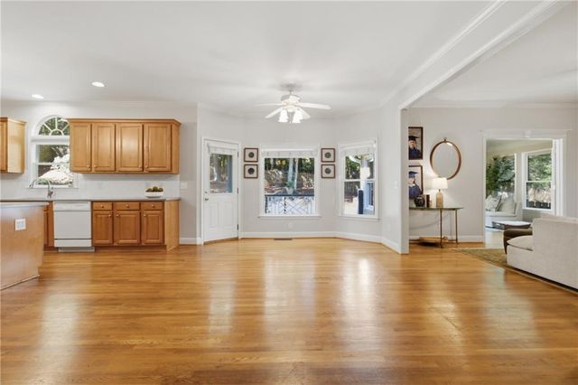 6034 Addington Drive NW, Acworth, GA 30101