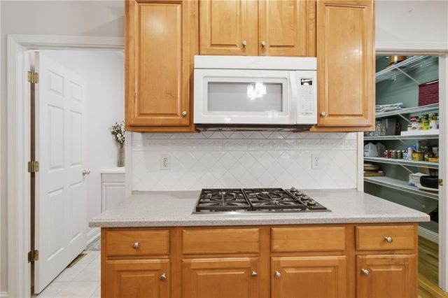 6034 Addington Drive NW, Acworth, GA 30101