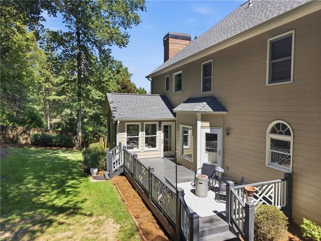 6034 Addington Drive NW, Acworth, GA 30101