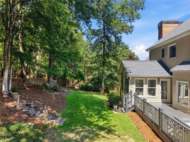 6034 Addington Drive NW, Acworth, GA 30101