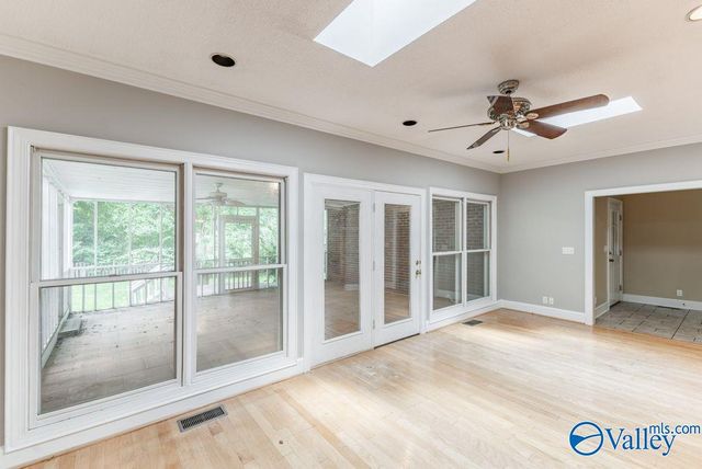 1104 Beverly Street NE, Hartselle, AL 35640