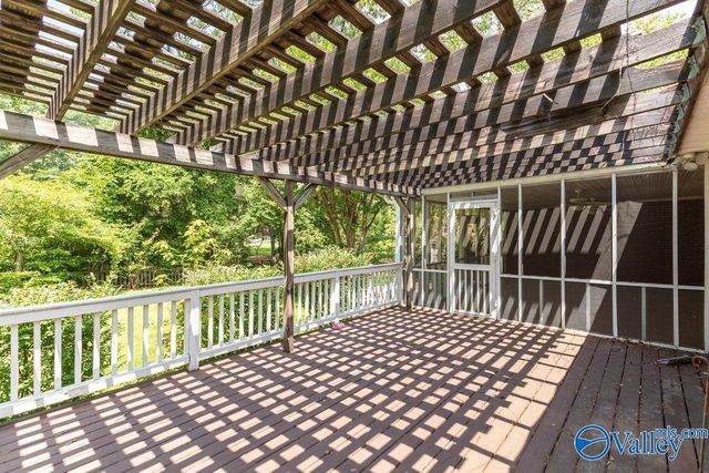 1104 Beverly Street NE, Hartselle, AL 35640