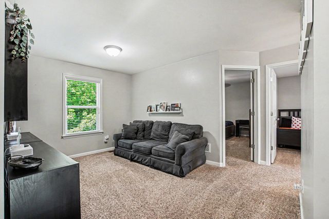 3083 Silverbell Way, Independence, KY 41051