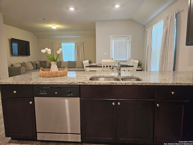 8235 Glasgow, San Antonio, TX 78223