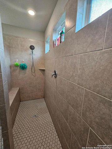 8235 Glasgow, San Antonio, TX 78223