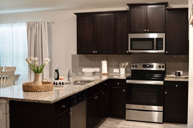 8235 Glasgow, San Antonio, TX 78223