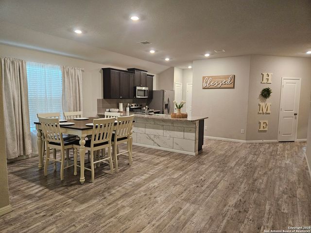 8235 Glasgow, San Antonio, TX 78223