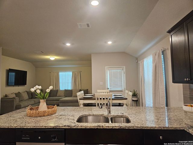 8235 Glasgow, San Antonio, TX 78223