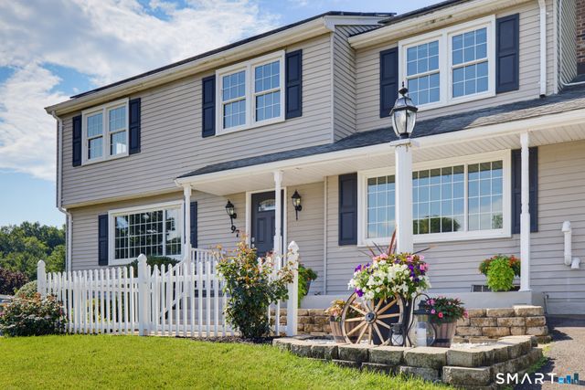 97 Nutmeg Drive, Manchester, CT 06040