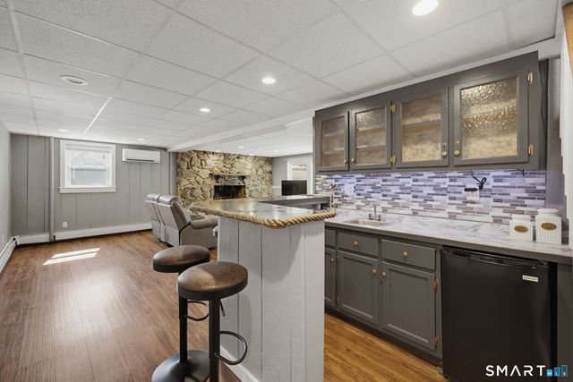 97 Nutmeg Drive, Manchester, CT 06040