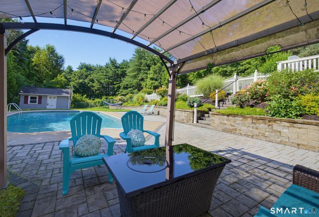 97 Nutmeg Drive, Manchester, CT 06040