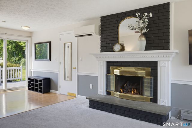 97 Nutmeg Drive, Manchester, CT 06040