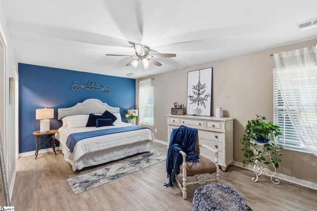 7607 S Old Laurens Road, Gray Court, SC 29645