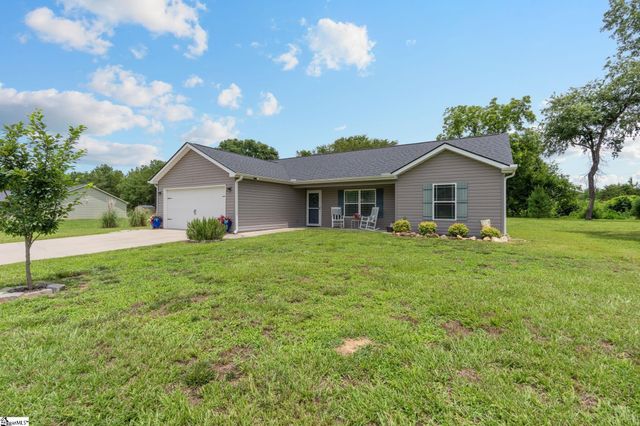 7607 S Old Laurens Road, Gray Court, SC 29645