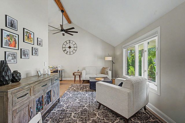 8641 Fairway Drive, St. John, IN 46373