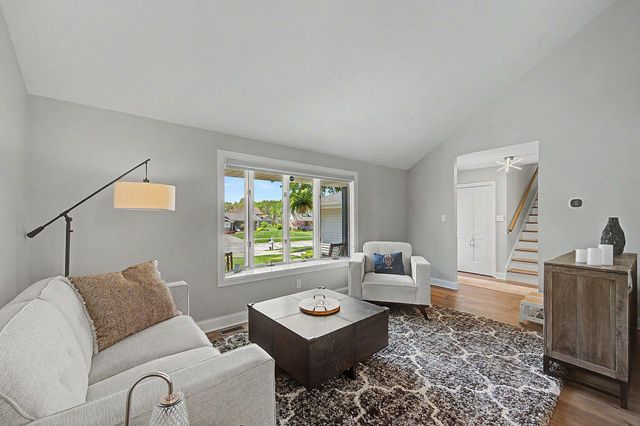 8641 Fairway Drive, St. John, IN 46373