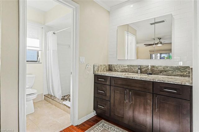 9874 Campbell CIR, Naples, FL 34109