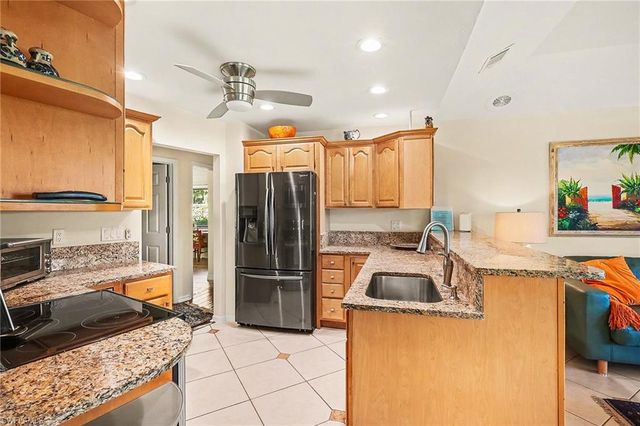 9874 Campbell CIR, Naples, FL 34109