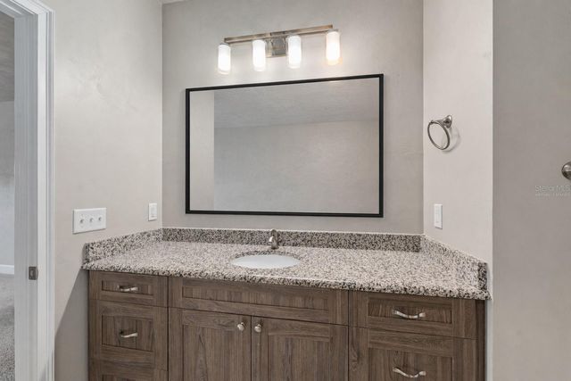 13041 NW 12TH LANE, Newberry, FL 32669