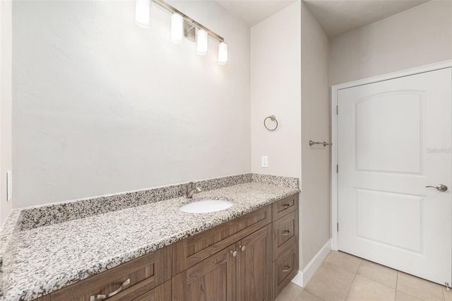 13041 NW 12TH LANE, Newberry, FL 32669