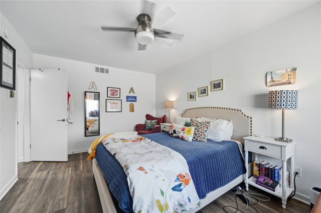 5927 E University Boulevard 221, Dallas, TX 75206