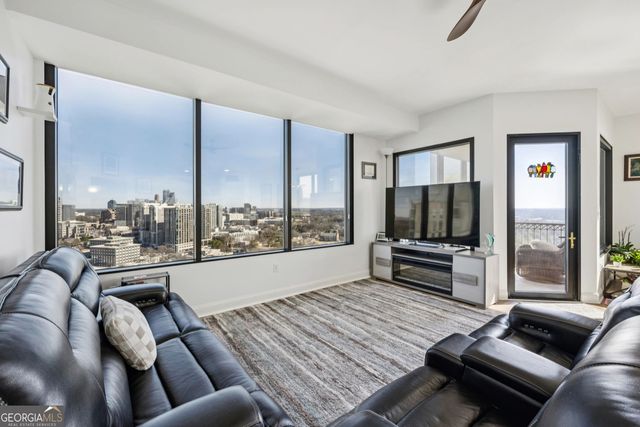 2828 Peachtree Road NW 2502, Atlanta, GA 30305
