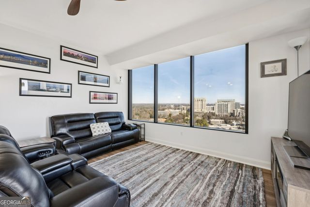 2828 Peachtree Road NW 2502, Atlanta, GA 30305