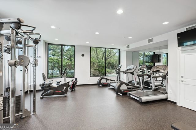 2828 Peachtree Road NW 2502, Atlanta, GA 30305