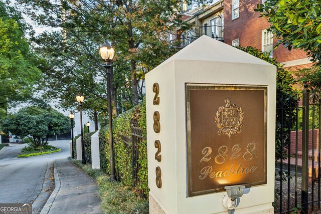 2828 Peachtree Road NW 2502, Atlanta, GA 30305