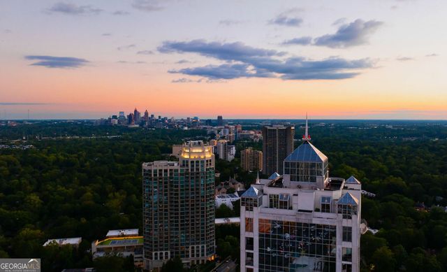 2828 Peachtree Road NW 2502, Atlanta, GA 30305