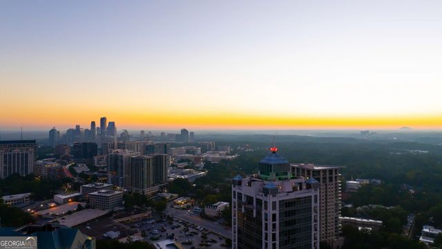 2828 Peachtree Road NW 2502, Atlanta, GA 30305
