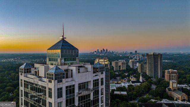 2828 Peachtree Road NW 2502, Atlanta, GA 30305