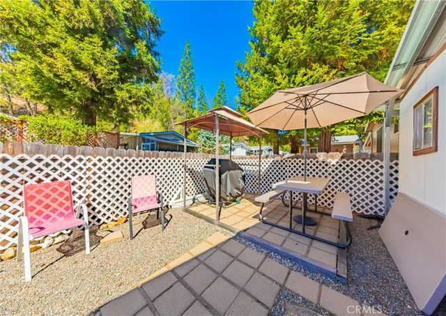 39737 Road 274 58, Bass Lake, CA 93604