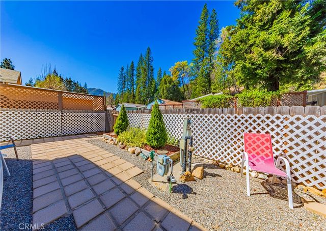 39737 Road 274 58, Bass Lake, CA 93604