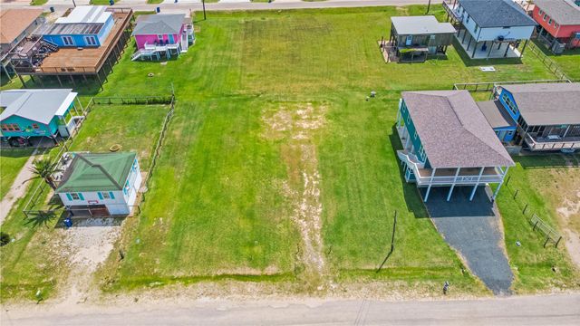 231 Coral Court, Surfside Beach, TX 77541