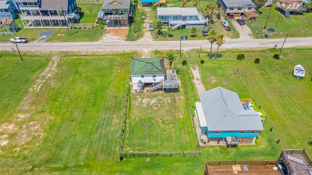 231 Coral Court, Surfside Beach, TX 77541