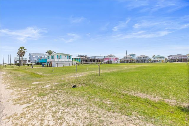 231 Coral Court, Surfside Beach, TX 77541